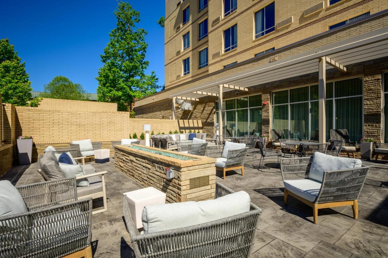 Courtyard By Marriott Raleigh Cary Crossroads Hotel Kültér fotó