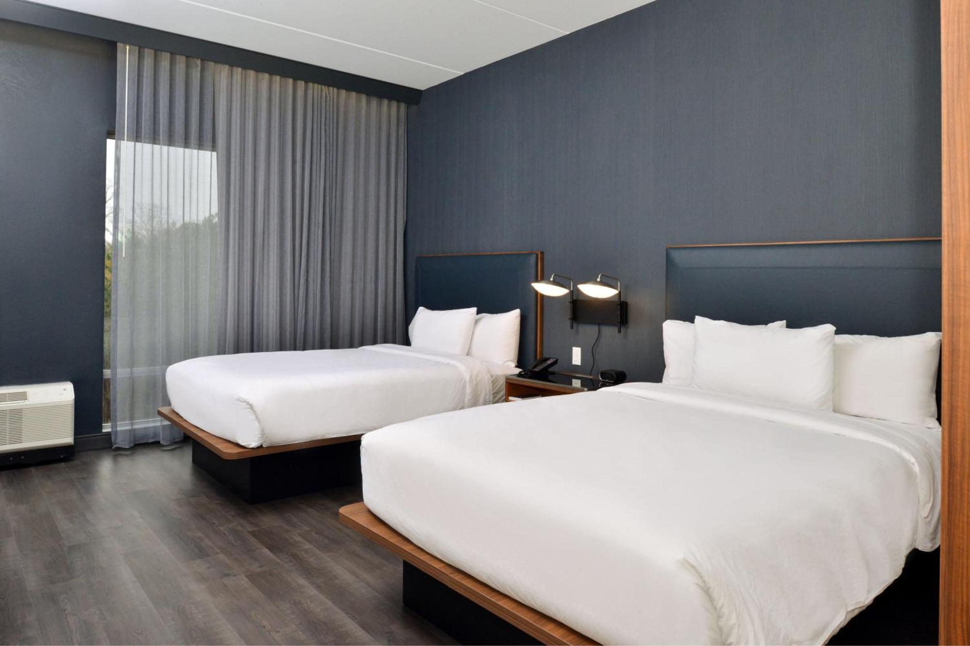 Courtyard By Marriott Raleigh Cary Crossroads Hotel Kültér fotó